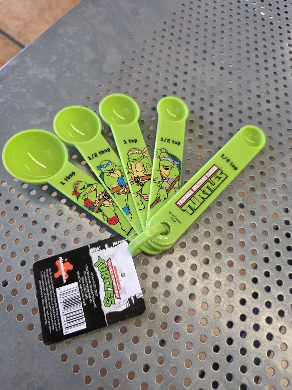 5pc Set Teenage Mutant Ninja Turtles Measuring Spoons Lime Green TMNT Graphics